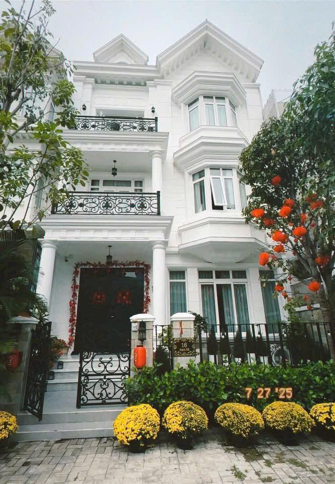  BÁN BIỆT THỰ B29 NAM ĐÔ – PHÚ MỸ HƯNG, Q.7