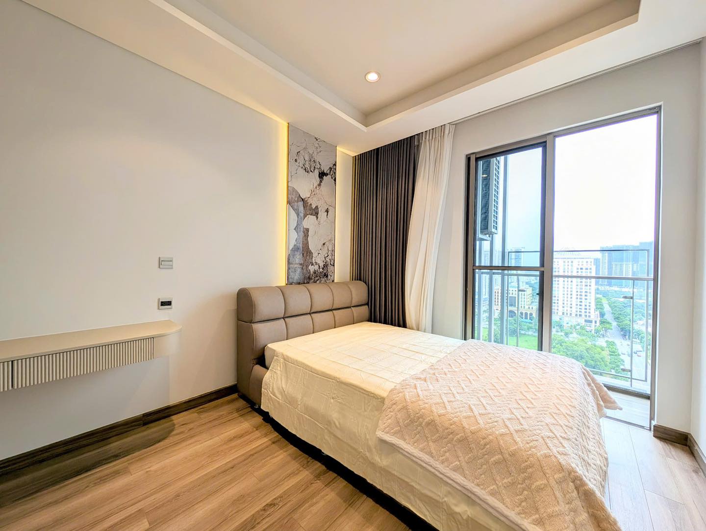 CHO THUÊ CĂN HỘ THE HORIZON