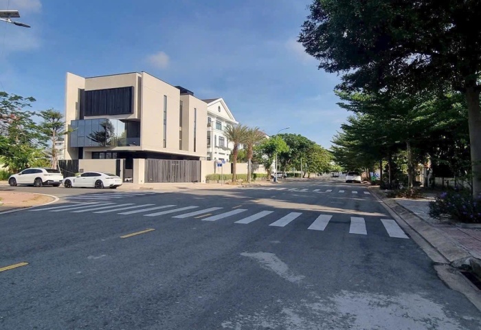 Bán đất Bộ Công An Phạm Hữu Lầu 